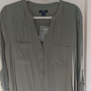 Gap roll up sleeve blouse